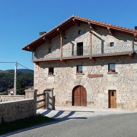 Casa Rural Juangoxenea Ihaben Exterior photo